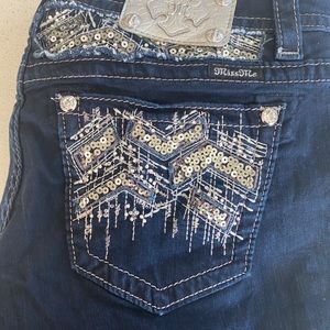 Miss Me MidRise Bootcut size 33